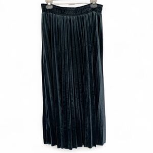 New with Tags Fancyqube Blue Pleated Maxi Skirt Size Large
